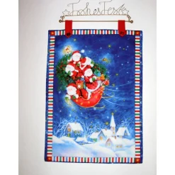 Wandbehang Little Santa mit Metall-Aufhängestange genäht von Hobbyhaus