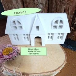 Weiße Deko Häuser – Handgemachte Keramik Häuschen im skandinavischen Stil für Fensterbank & Tischdeko