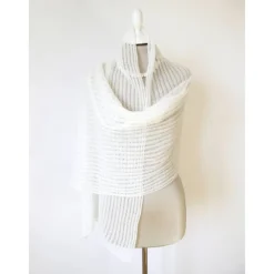 Weißer Brautschal aus Mohair, schlichte Hochzeitsstola gestrickt, festlicher Umhang, sommerlicher Damenschal