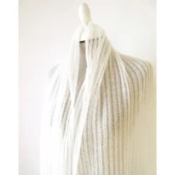 Weißer Brautschal aus Mohair, schlichte Hochzeitsstola gestrickt, festlicher Umhang, sommerlicher Damenschal