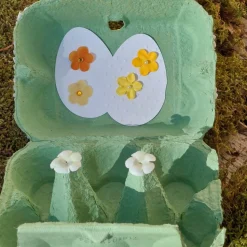 Weißer Hase romantische Eierkarton Osterverpackung