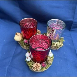 Weihnachtlich dekorierte Teelichtgläser - Weihnachtsdeko