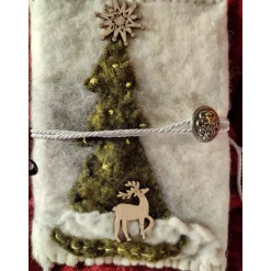Weihnachtliche Buchhülle, creme/silber, handgefilzt inkl. Notizbuch hardcover