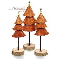 Weihnachtliche Dekobäumchen mit Holzsockel – Handgemachte Tannenbäume 22 cm - 27 cm hoch
