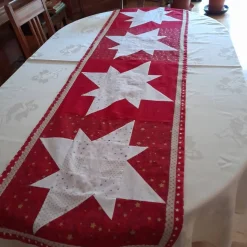 Weihnachtlicher Tischläufer