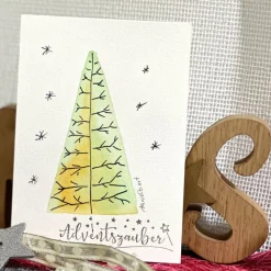 Weihnachtsbaum mit Aquarellfarbe & Fineliner auf Weihnachtskarte - Advent - danielb.art