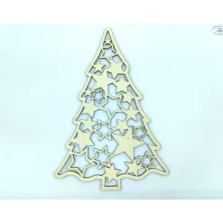 Weihnachtsbaum mit Sternmuster aus Holz