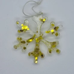 Weihnachtsbaumanhänger in Eiskristall Optik