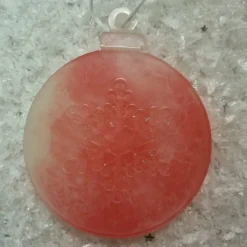 Weihnachtsbaumanhänger in Kugelform