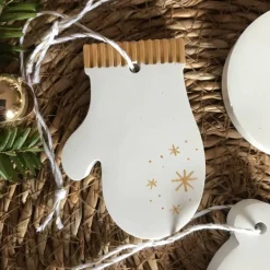Weihnachtsbaumschmuck, Geschenkanhänger aus Beton, Set mit 6 st, weiß mit gold handbemalt