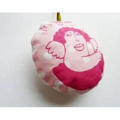 Weihnachtsbaumschmuck, Nadelkissen, I'm no saint, handgenäht und handbedruckt