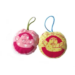 Weihnachtsbaumschmuck, Nadelkissen, I'm no saint, handgenäht und handbedruckt