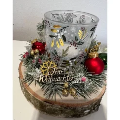 Weihnachtsdeko auf Baumscheibe mit Hirsch Teelichtglas