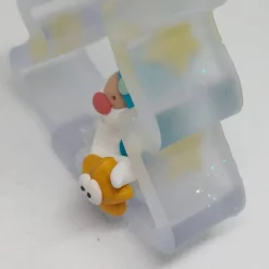 Weihnachtsdeko Tanne mit Wichtel- aus epoxidharz und Polymer Clay