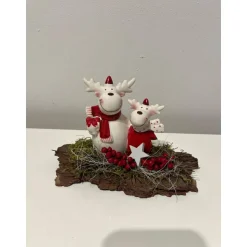 Weihnachtsdeko Weihnachtsgesteck mit einem Hirsche