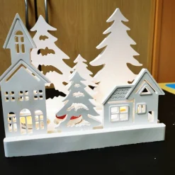 Weihnachtsdorf mit Kerzeneinsätzen für Advents- und Weihnachtszeit aus Resincrete