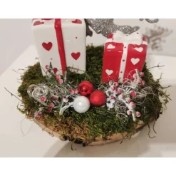 Weihnachtsgesteck auf Baumscheibe Weihnachtsdeko