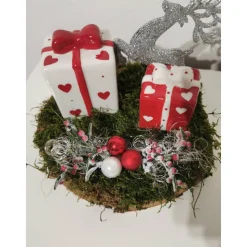 Weihnachtsgesteck auf Baumscheibe Weihnachtsdeko