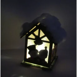 Weihnachtshäuschen mit LED-Beleuchtung