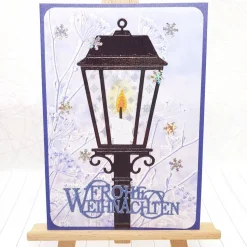 Weihnachtskarte verschneite Laterne – Elegante A6-Karte mit Kerzenmotiv