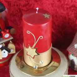 Weihnachtskerze personalisierbar–rotgold mit Stern und funkelnden Steinen, ideal als Weihnachtsgeschenk oder Adventsdeko