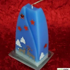 Weihnachtskerze personalisierbar – Doppelbogen-Kerze blau mit Waldtieren, handgegossen perfekte Winterdeko