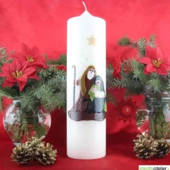 Weihnachtskerze personalisierbar – elfenbeinfarbene Kerze mit Heiliger Familie, riesig, handverziert, 300 mm hoch
