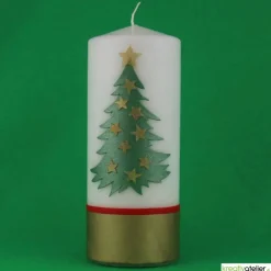Weihnachtskerze personalisierbar – Kerze mit Tannenbaum und goldenen Sternen, handverziert