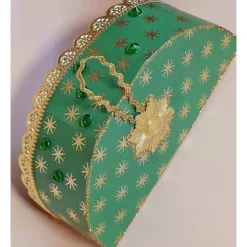 Weihnachtskrippe, handgemachte Weihnachtsdeko Heilige Familie, Weihnachtskunst in einer Spanschachtel