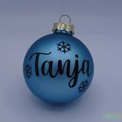 Weihnachtskugel aus Glas mit Namen beschriftet