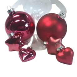 Weihnachtskugel mit Namen aus Glas in verschiedenen Farben und Formen Christbaumkugel