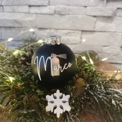 Weihnachtskugel personalisiert – Individuelle Christbaumkugeln aus Glas mit Namen
