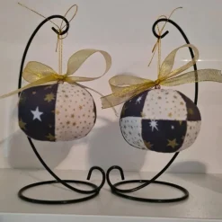 Weihnachtskugel Upcycling aus Stoff | Christbaumkugel Weihnachtsdeko | Handmade Tischdeko & nachhaltige Dekoidee