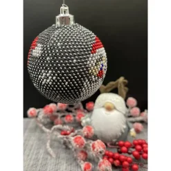 Weihnachtskugeln / Weihnachtsbaumschmuck/ Christbaumschmuck gehäkelt mit Baumwollgarn und kleinen Glasperlen