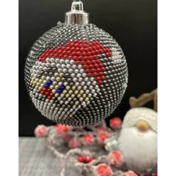 Weihnachtskugeln / Weihnachtsbaumschmuck/ Christbaumschmuck gehäkelt mit Baumwollgarn und kleinen Glasperlen