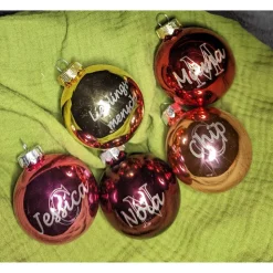 Weihnachtskugeln Mama