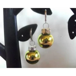 Weihnachtskugel-Ohrringe, Christbaumkugeln, Weihnachtskugeln, Ohrringe Hellgrün