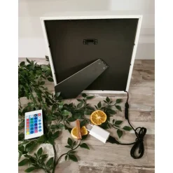 Weihnachtsmann  Beleuchteter Bilderrahm mit Weihnachtsmotiv und Farbwechsel.