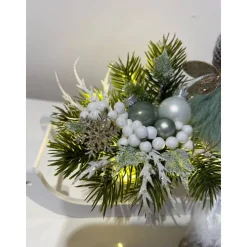 Weihnachtsschlitten mit Mädchen Weihnachtsdeko