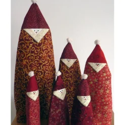 Weihnachtszeit Nikolaus als Deko und gleichzeitig Verpackung für Flaschen