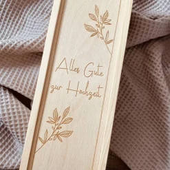 Weinbox mit Gravur | Weinkiste Geschenk individuell gestalten | Weinbox als Hochzeitsgeschenk | Weinpräsent Holzoptik