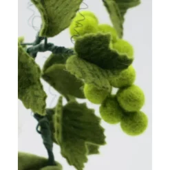 Weintrauben Junge - Jahreszeitentisch - Waldorf - Blumenkinder - Art.Nr. HE17