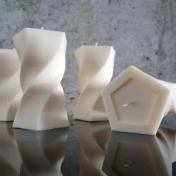 Wellenkerze I Geometrische Kerze I Dekorative Kerze aus Sojawachs I Home Decor I Hingucker I Minimalistisch