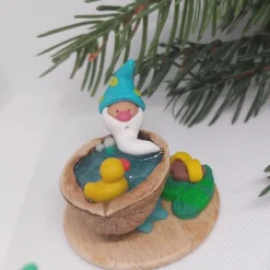 Wichtel in Walnusswanne