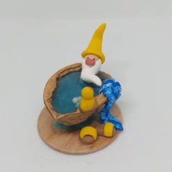 Wichtel in Walnusswanne