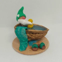 Wichtel in Walnusswanne