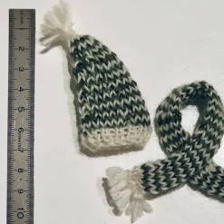 Wichtel Mütze und Schal dunkelgrün