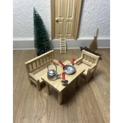 Wichtel Sitzecke Bank Stuhl und Tisch Miniatur aus Holz für Tomte Nisse