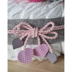 Windeltorte Rosa Mädchen – Personalisiertes Windelschloss mit Namen als Geschenk