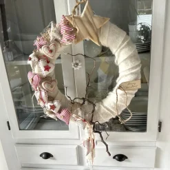 Winterkranz Türschmuck Skandinavischer Landhausstil – Handgefertigter Weihnachtskranz Ø 43 cm